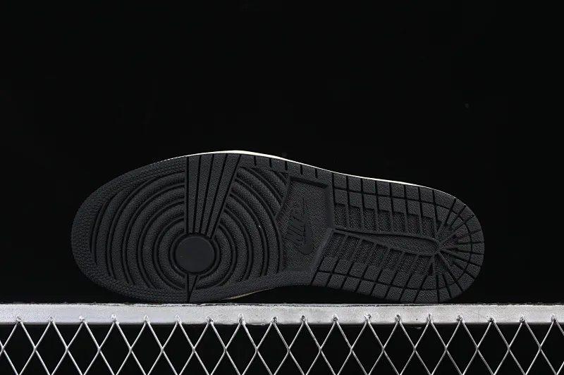 All categories Air Jordan Jordan series basketball shoes Air Jordan 1 Low Travis Scott x Air Jordan 1 Low OG AJ1 Joe 1 undercut low DZ4137-700